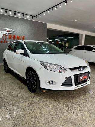 FORD FOCUS 2.0 SE 16V FLEX 4P POWERSHIFT